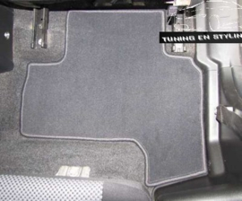 Suzuki Grand Vitara II 3-deuren  2005-2014 - Bijpassende set CLASSIC Velours automatten