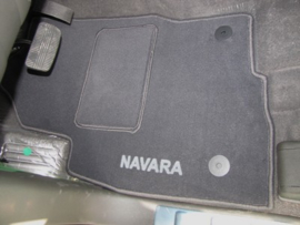 CLASSIC Velours automatten met logo Nissan Navara III 2010-2016