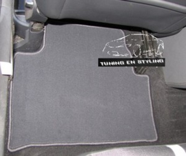 Ford Kuga I 2008-2012- Bijpassende set CLASSIC Velours automatten