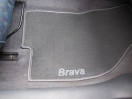 CLASSIC Velours automatten met logo Fiat Brava
