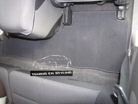 Mitsubishi Pajero III 3-deurs- Bijpassende set CLASSIC Velours automatten