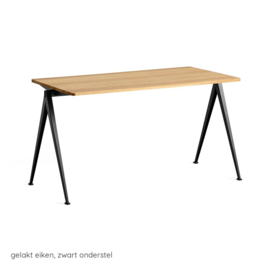 Bureau / tafel 140 x 65 cm 'Pyramid 01' - HAY