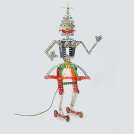 Lamp van Meccano 'Robot Danseres' - Oom Jan