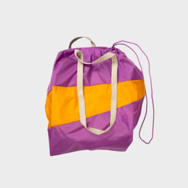 SUSAN BIJL / ’Amplify’ The New Trash Bag The New Trash Bag – SUSAN BIJL