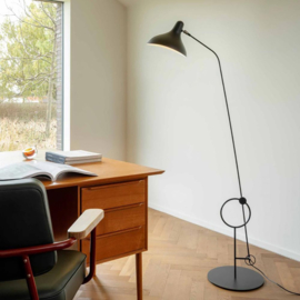 Mantis BS8 vloerlamp 160 cm - DCW éditions