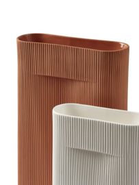 Ridge Vase Large, H48 cm - Muuto