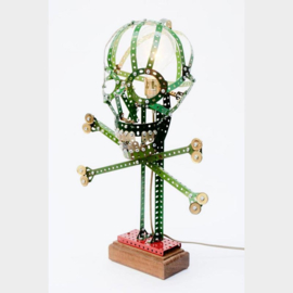 Lamp van Meccano 'Skull' - Oom Jan