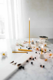 Porseleinen kaarsenhouder voor dunne kaarsen - OVO Things