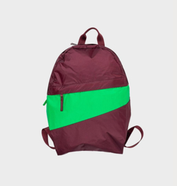 The New Foldable Backpack M 'burgundy & greenscreen' - Susan Bijl
