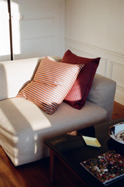 Kussen: Ribbon Cushion Terracotta - HAY