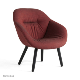 AAL 82 SOFT ronde houten poten, gestoffeerd - HAY