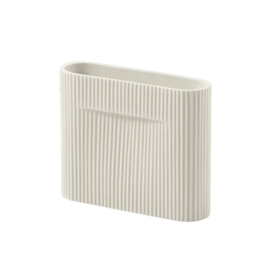 Ridge Vase Small, H17 cm - Muuto