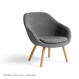 AAL 82 ronde houten poten, gestoffeerd - HAY