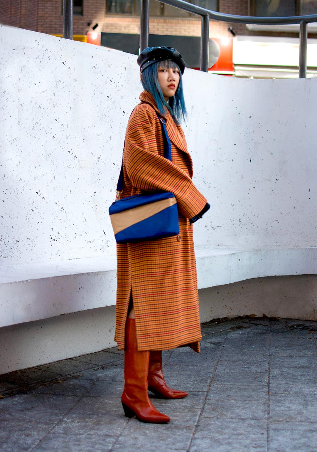 The New Bum Bag M 'navy & camel' Handtas / Heuptas - Susan Bijl FOREVER!