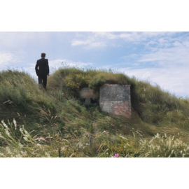 Foto 'Man Standing On Bunker' - Joost Nelissen