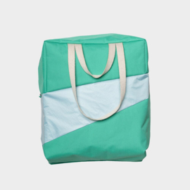 The New Tote Bag L 'Holly Green & Surf Spray' - Susan Bijl UNTITLED