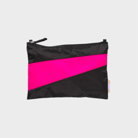 The New Pouch M 'black & pretty pink' - Susan Bijl