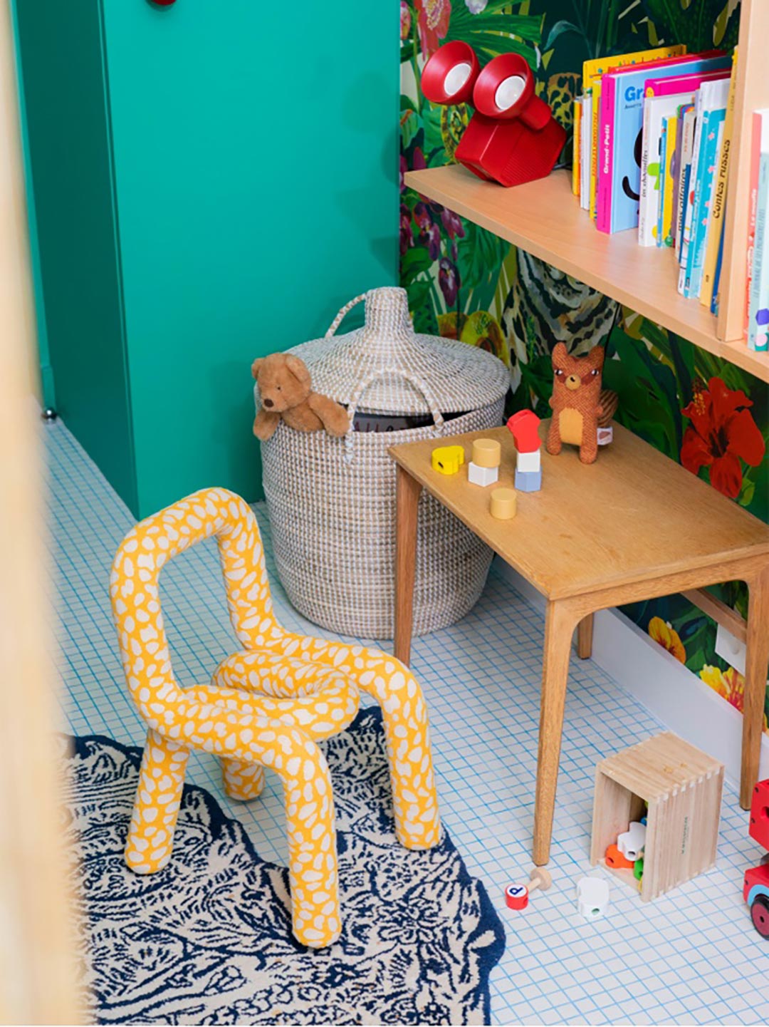 Mini Bold Chair Giraffe - Big-Game / Moustache