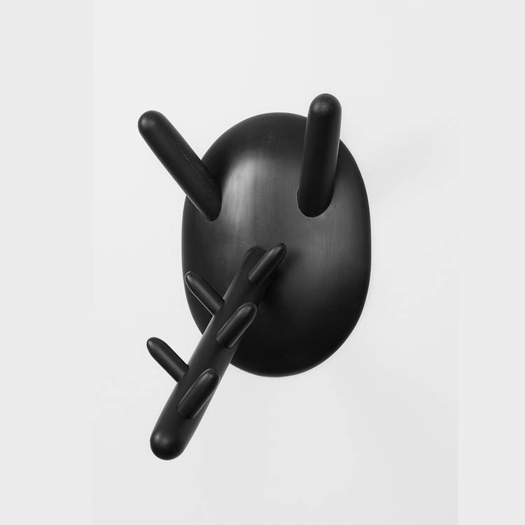 Pierre masker kapstok - Bertjan Pot / Moustache