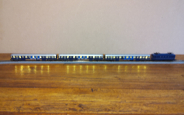 NS 1100 blauw met bijpassende wagens