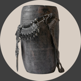 NEPALESE VAAS met woonketting