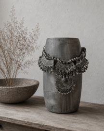 NEPALESE VAAS met woonketting