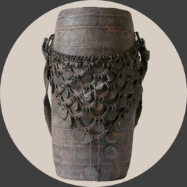 NEPALESE VAAS met woonketting