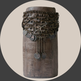 NEPALESE VAAS met woonketting