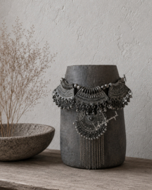 NEPALESE VAAS met woonketting