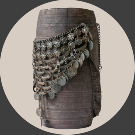 NEPALESE VAAS met woonketting