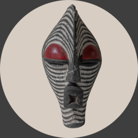 AFRIKAANSE MASKER uit Nigeria