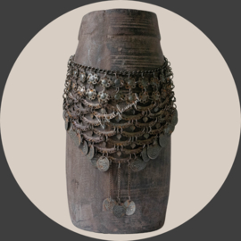 NEPALESE VAAS met woonketting