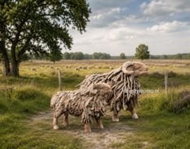 TEAKHOUTEN SCHAAP (klein)