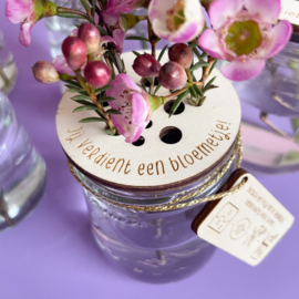 Bloemenhouder met tekst