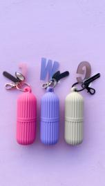 Lippenbalsemhouder met bedels