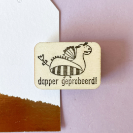 Stempel draakje - dapper geprobeerd!