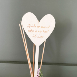 Houten steker hart gepersonaliseerd