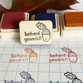 Stempel eikeltje - keihard gewerkt!