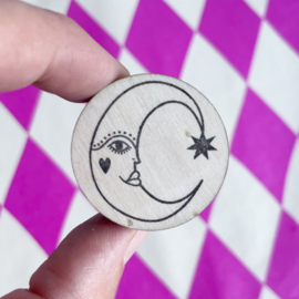 Stempel maan gezicht