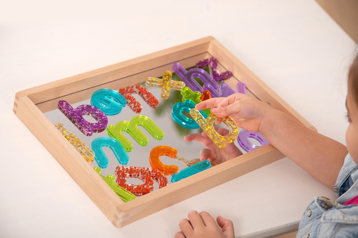 Tickit Doorschijnende Regenboog Glitterletters