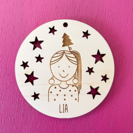 Houten kerstbal met poppetje en kerst accessoires