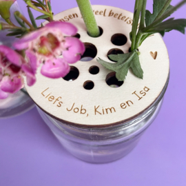 Bloemenhouder gepersonaliseerd