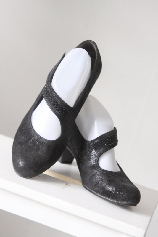 gabor metallic pumps