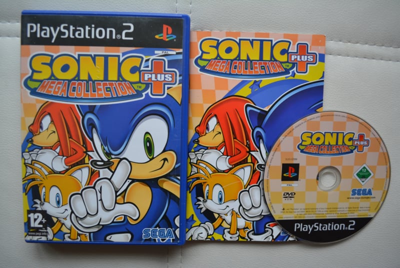 Игра мега соник. Sonic Mega collection Plus ps2. Sonic Mega collection Plus ps2 Cover. Sonic Mega collection Plus ps2 обложка. Платформа: PLAYSTATION 2 Sonic Mega collection Plus.