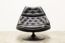 Artifort F510 Swivel Lounge chair Designed By: Geoffrey Harcourt