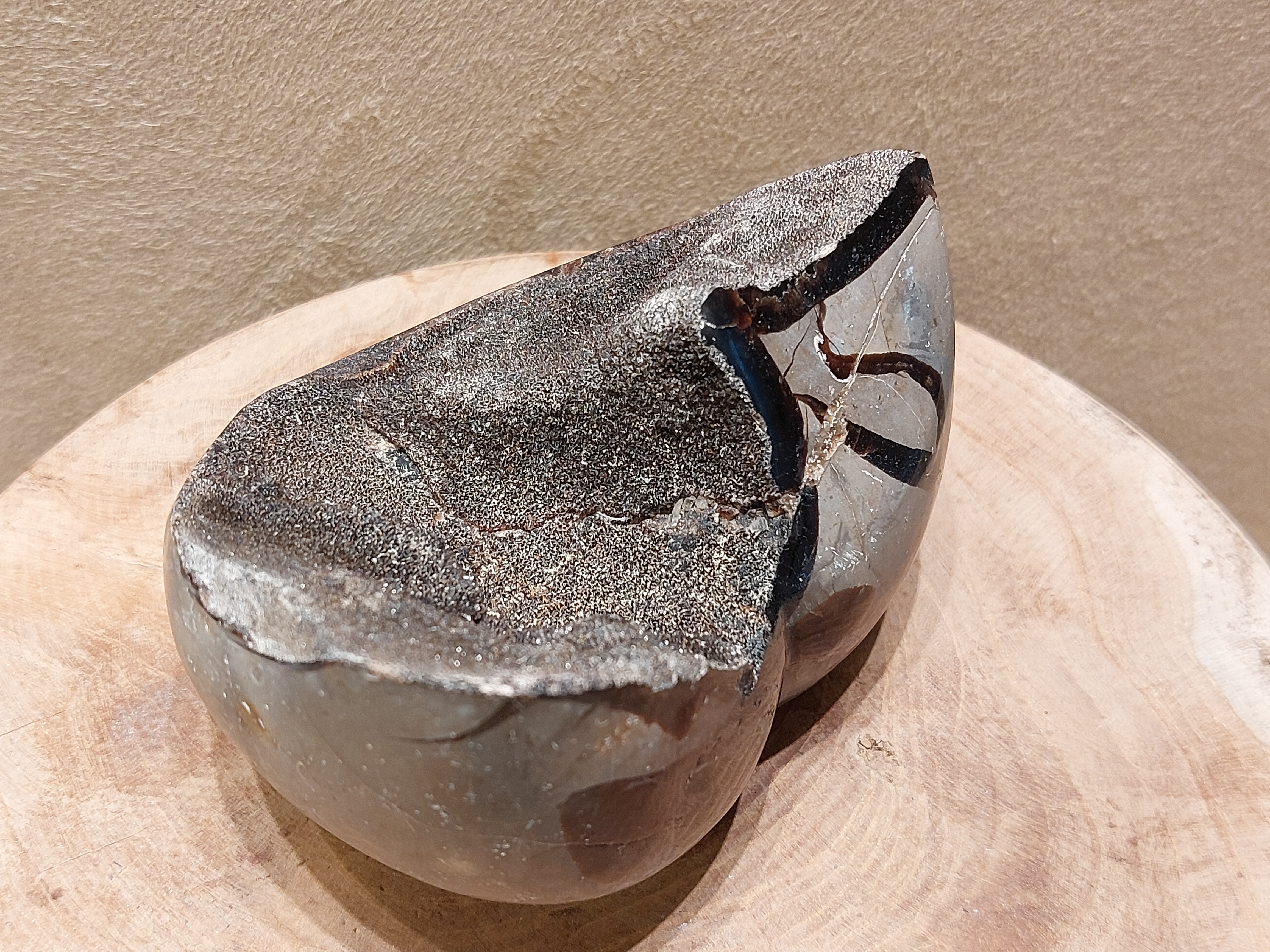 Wilde septarie sculptuur/hart