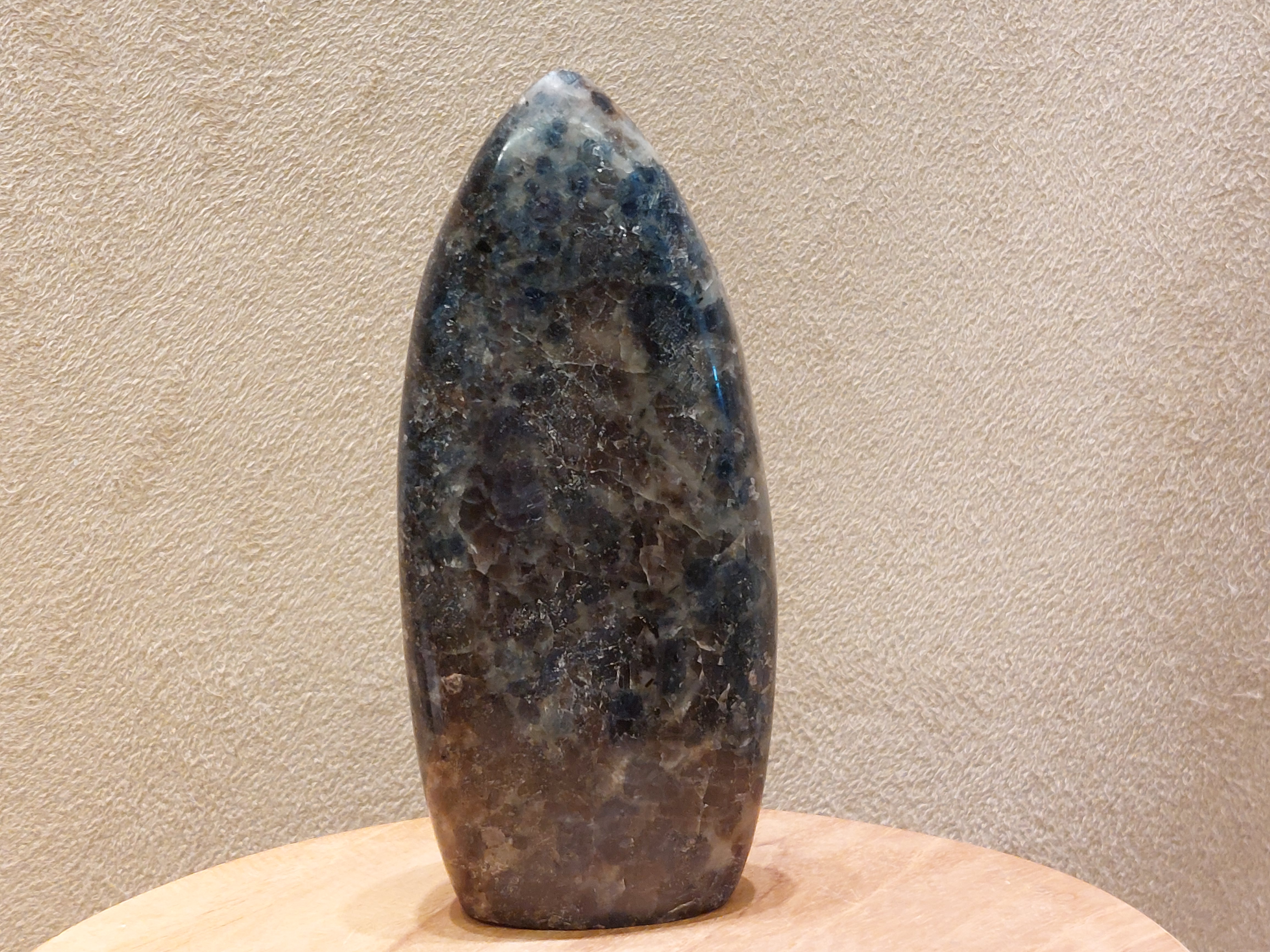 Ioliet sculptuur