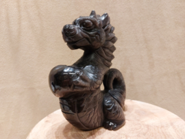 Zilver obsidiaan draak full body met hart