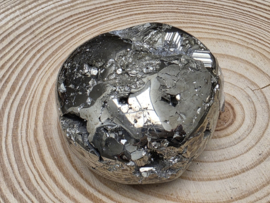 Pyriet handsteen