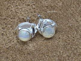 Ethiopisch of welo opaal oorbellen in zilver